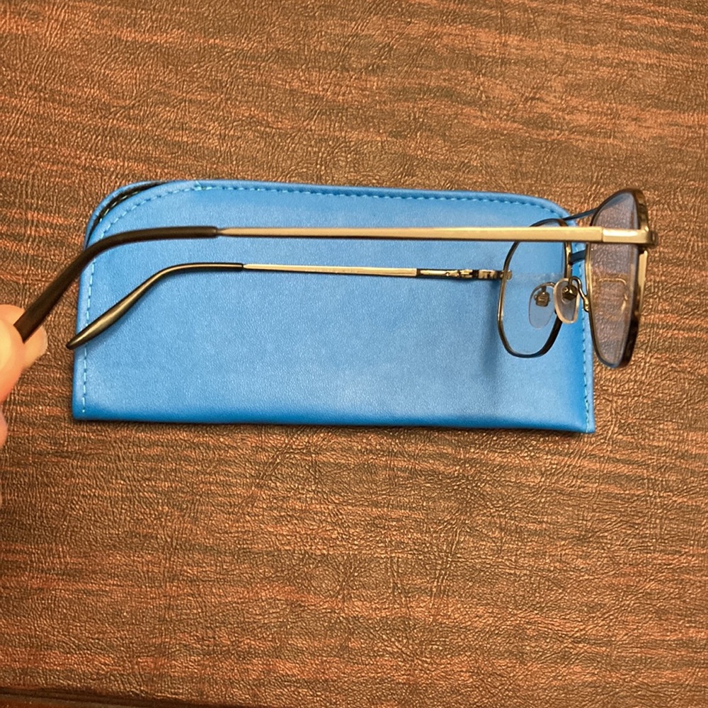New Aviator Frame - Picture 3 of 3